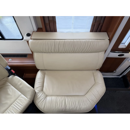 Carthago Chic E-Line I51QB Li