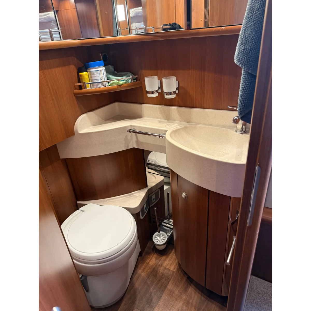 Carthago Chic E-line i 51 OB