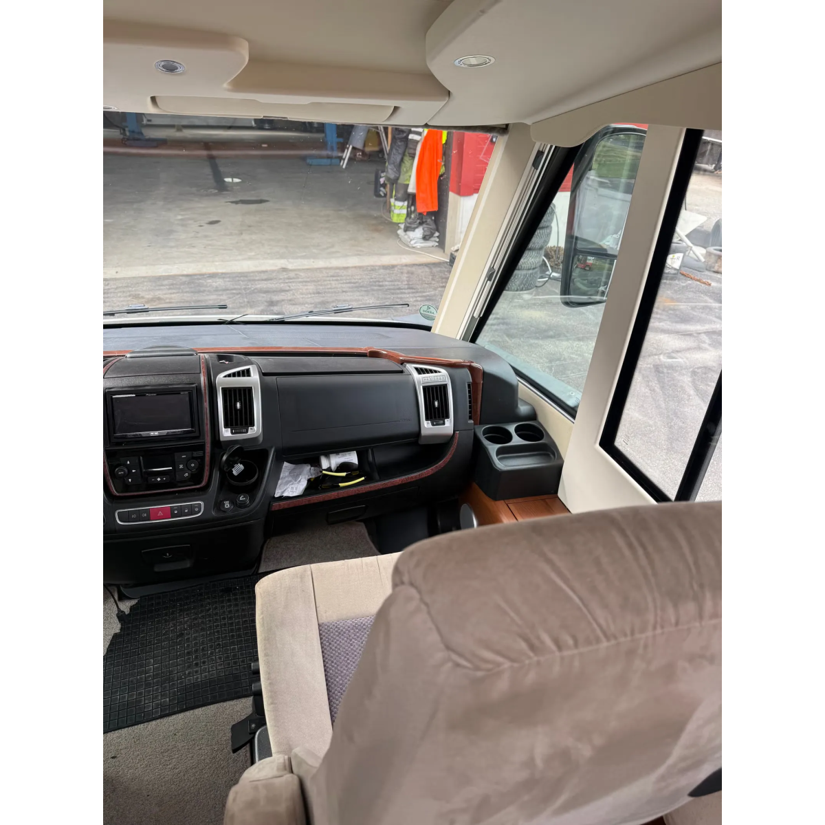 Carthago Chic E-line i 51 OB