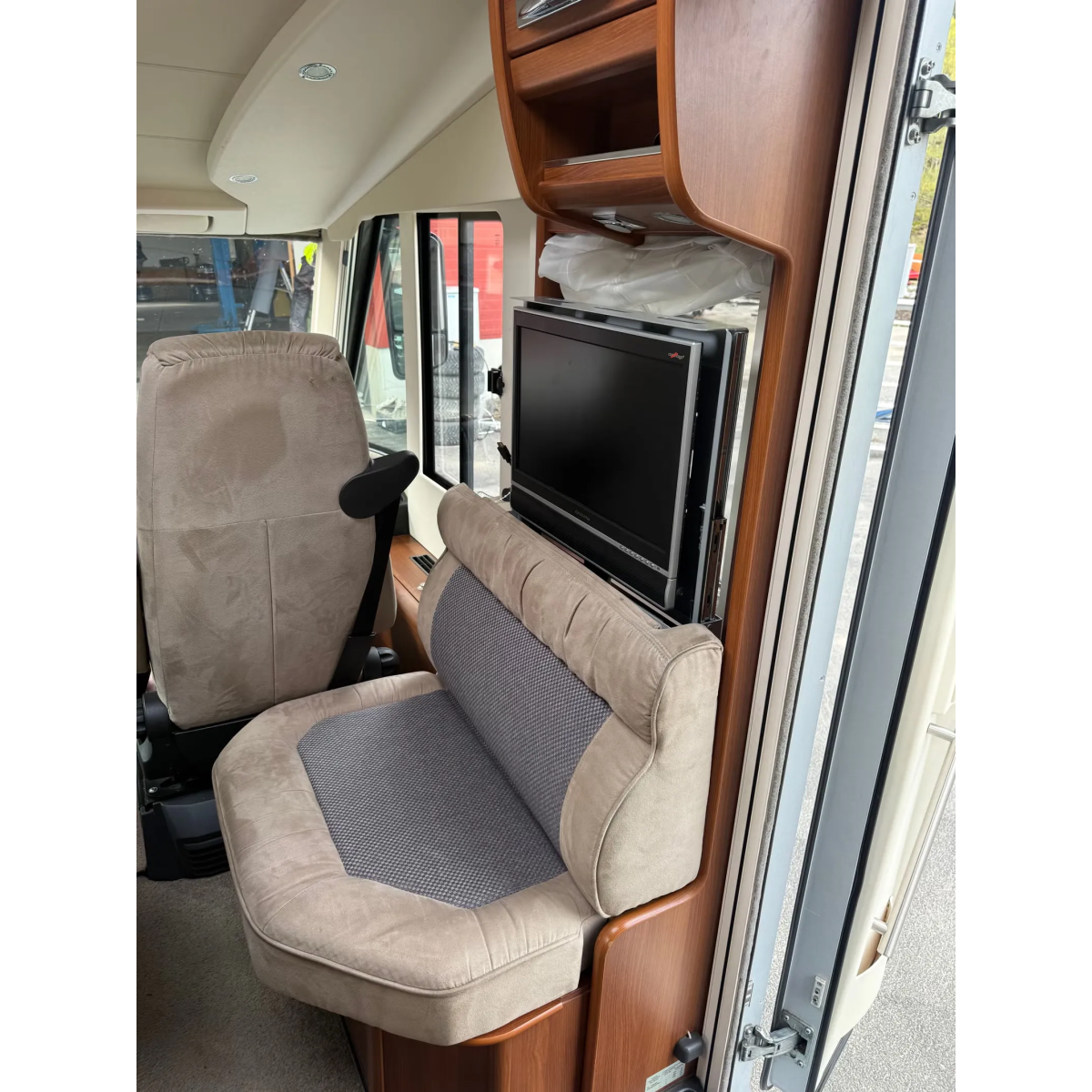 Carthago Chic E-line i 51 OB