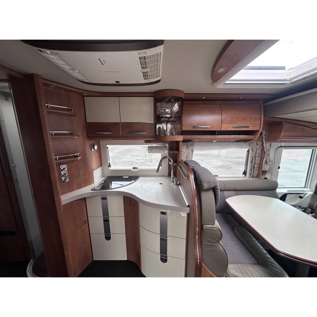 Carthago Chic C-Line XL 5.8 QB
