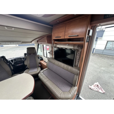 Carthago Chic C-Line XL 5.8 QB