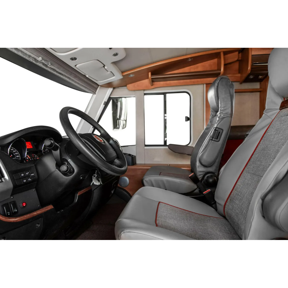 Carthago C-TOURER I 142