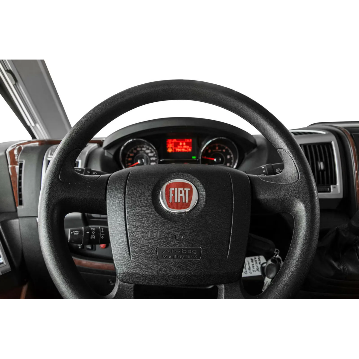 Carthago C-TOURER I 142