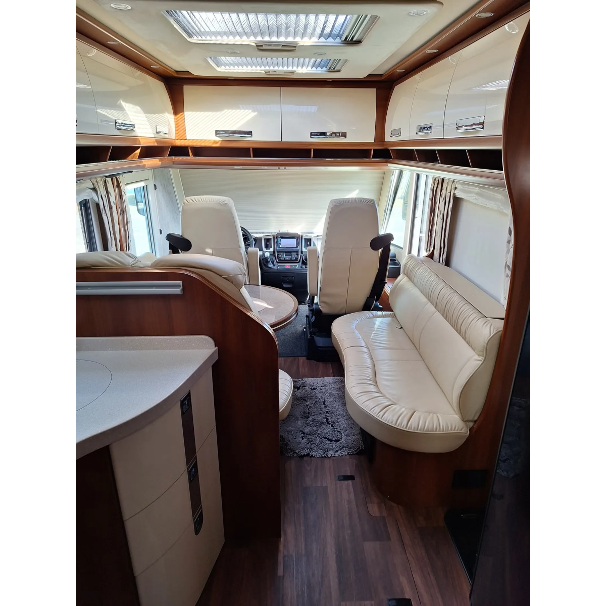 Carthago Chic E-line I 64XL
