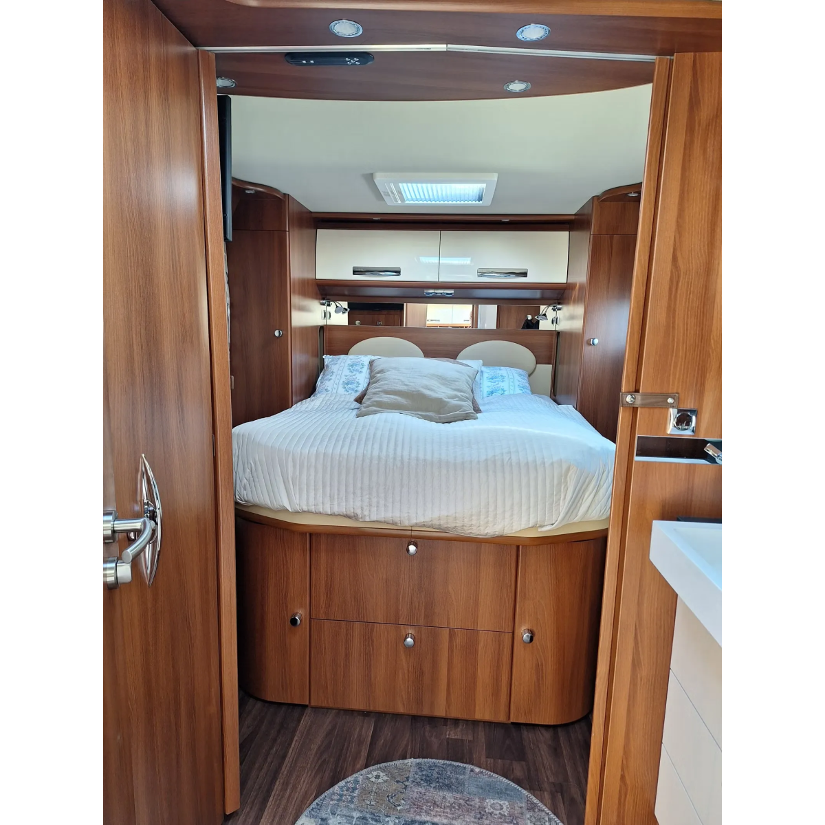Carthago Chic E-line I 64XL