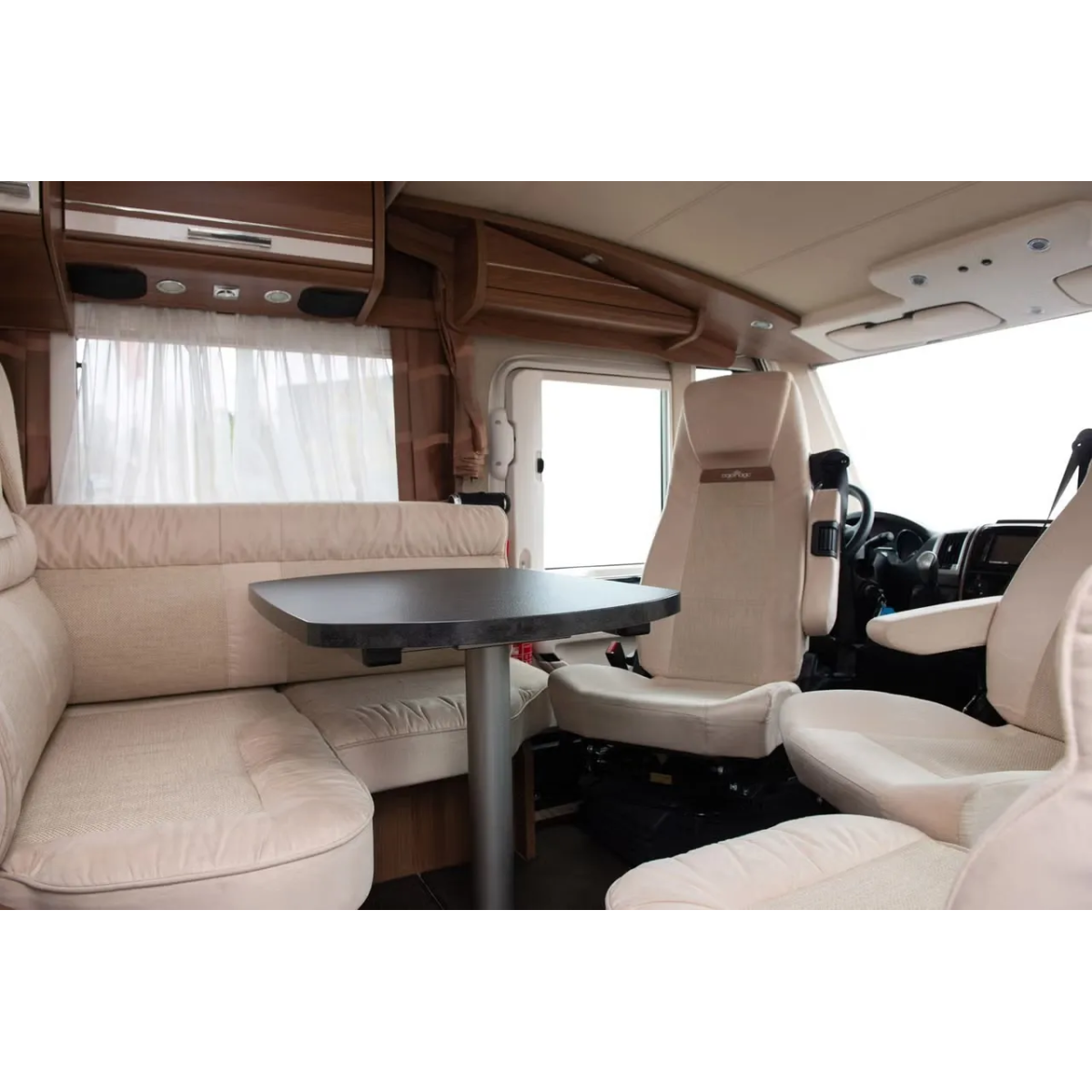 Carthago C-Tourer I 143