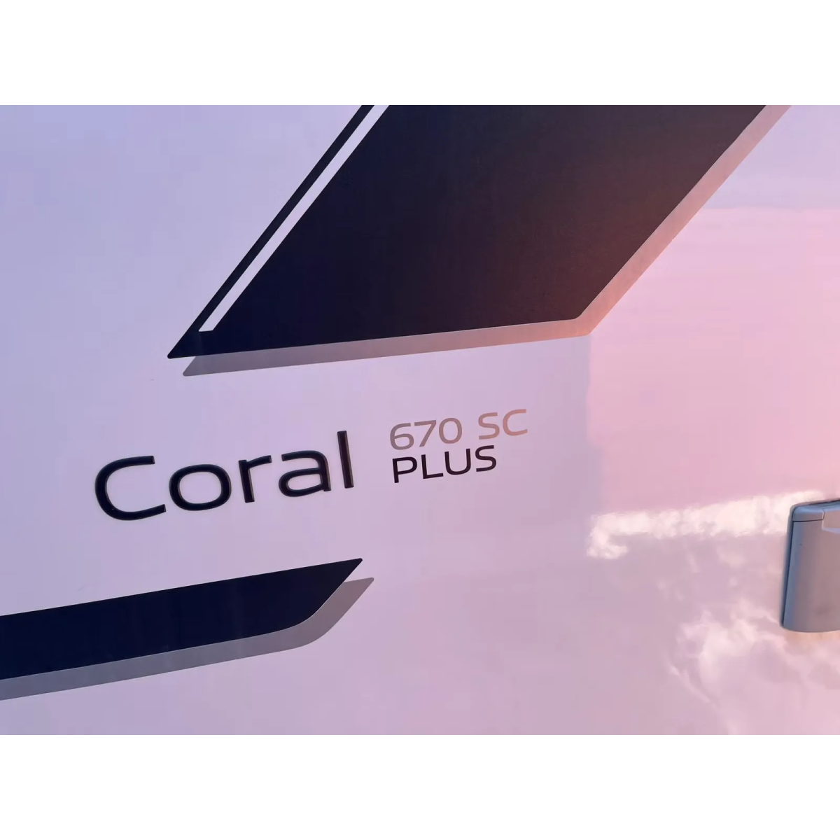 Adria Coral 670 SC Plus