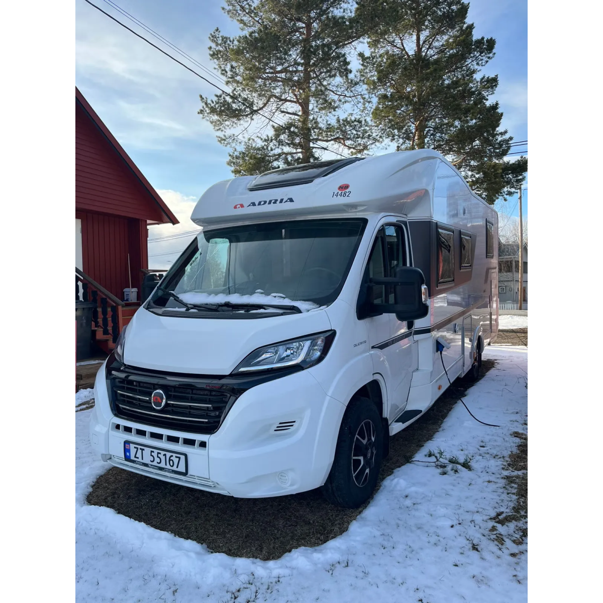 Adria Coral 670 SC Plus