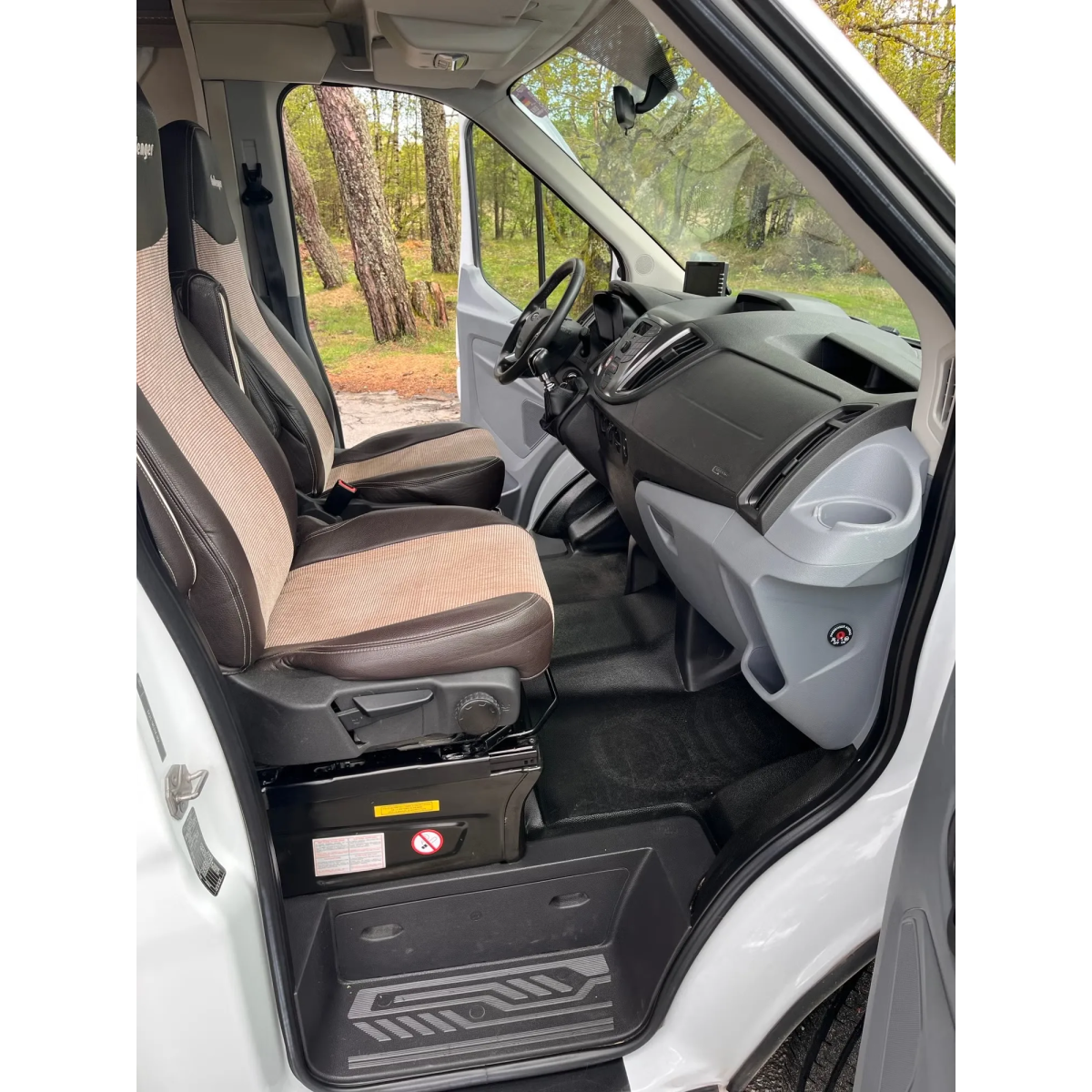 Challenger Genesis C276