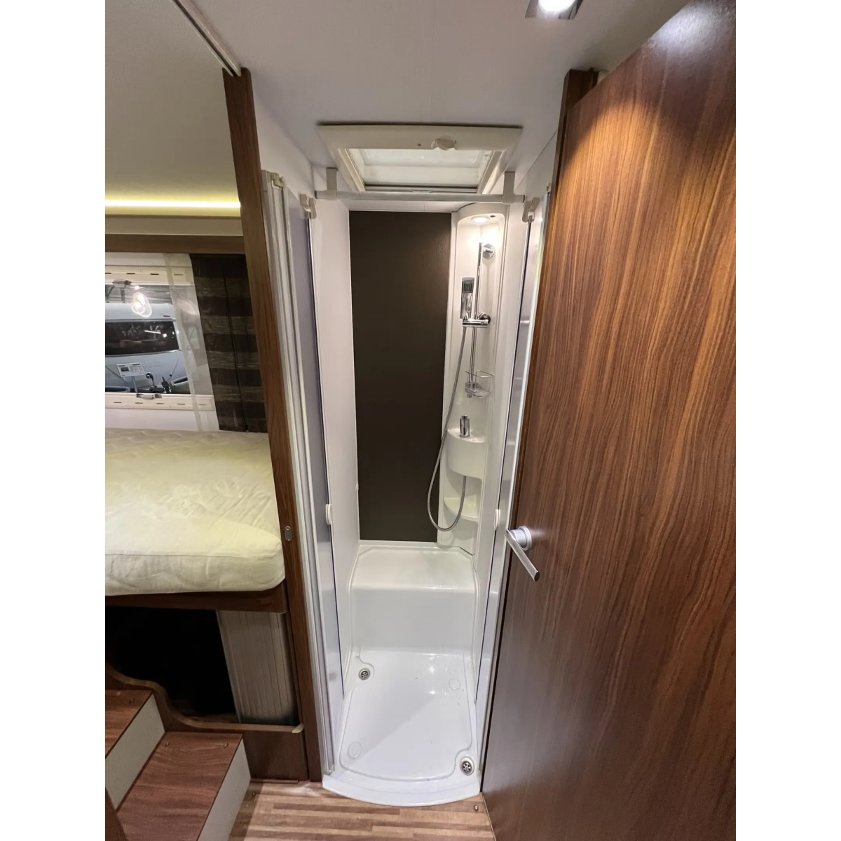 Adria Matrix M670 SL