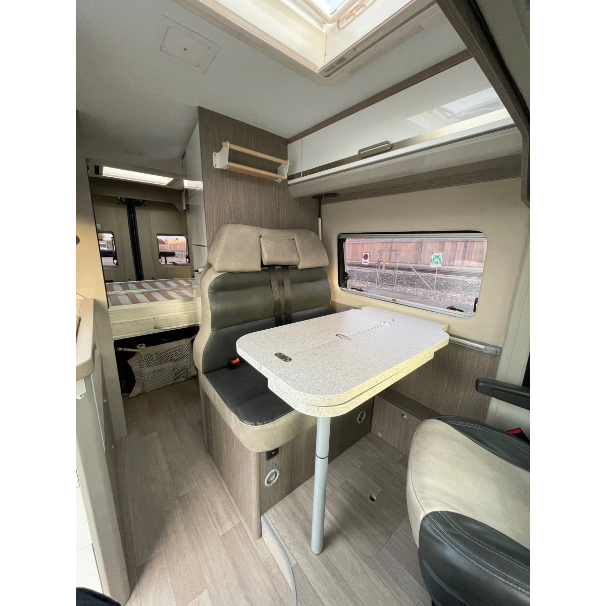 Challenger 348 XLB