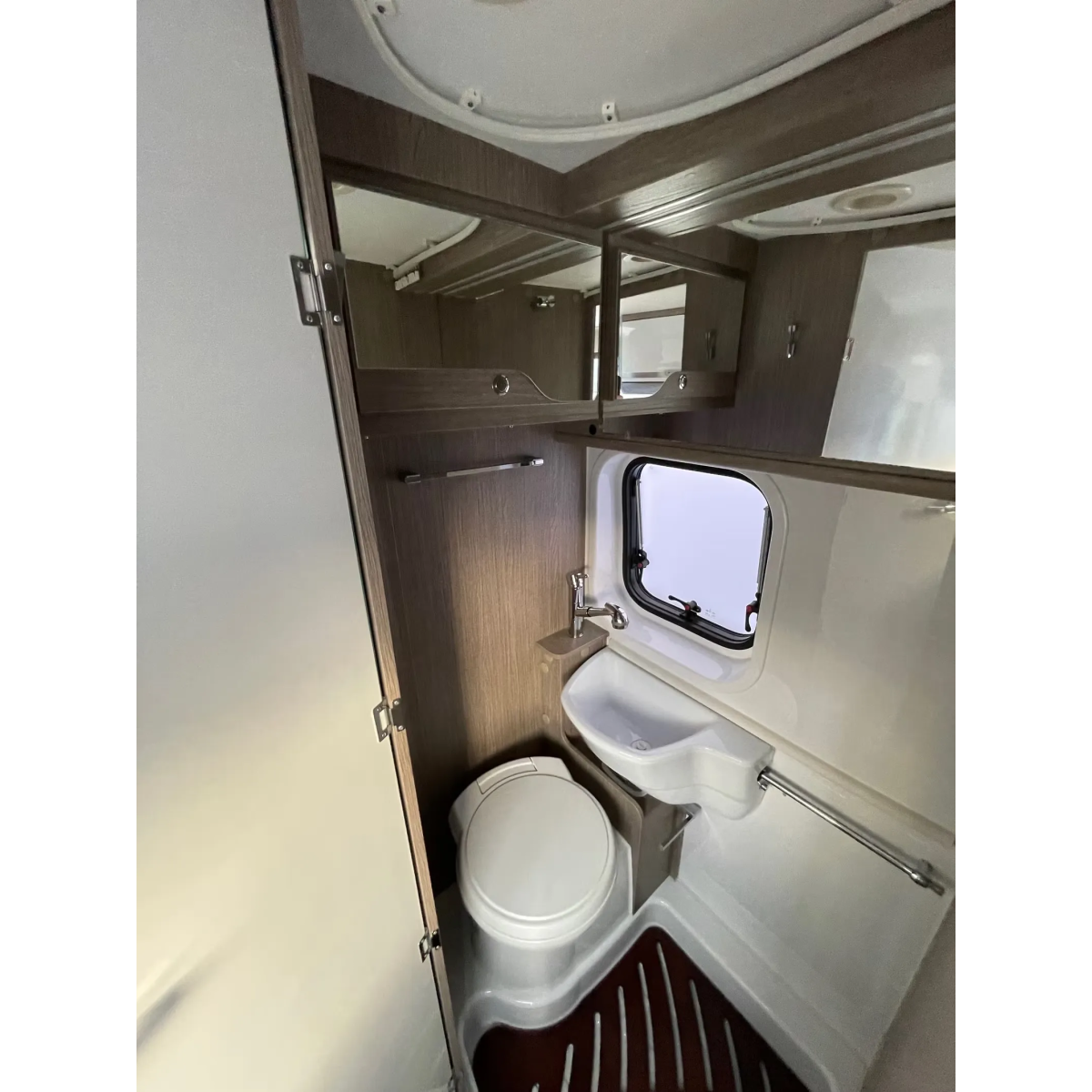 Challenger 348 XLB