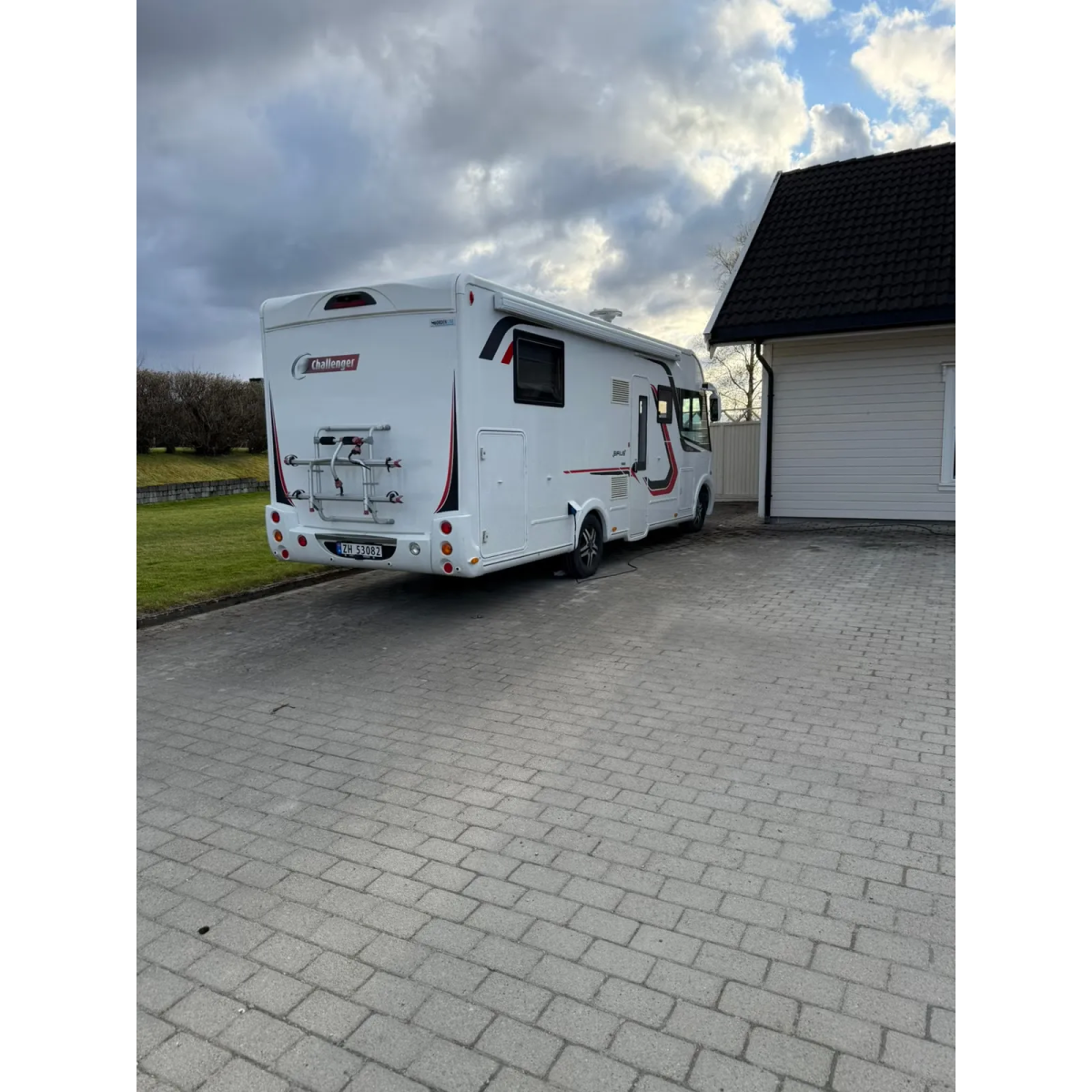Challenger Sirius 3078XLB
