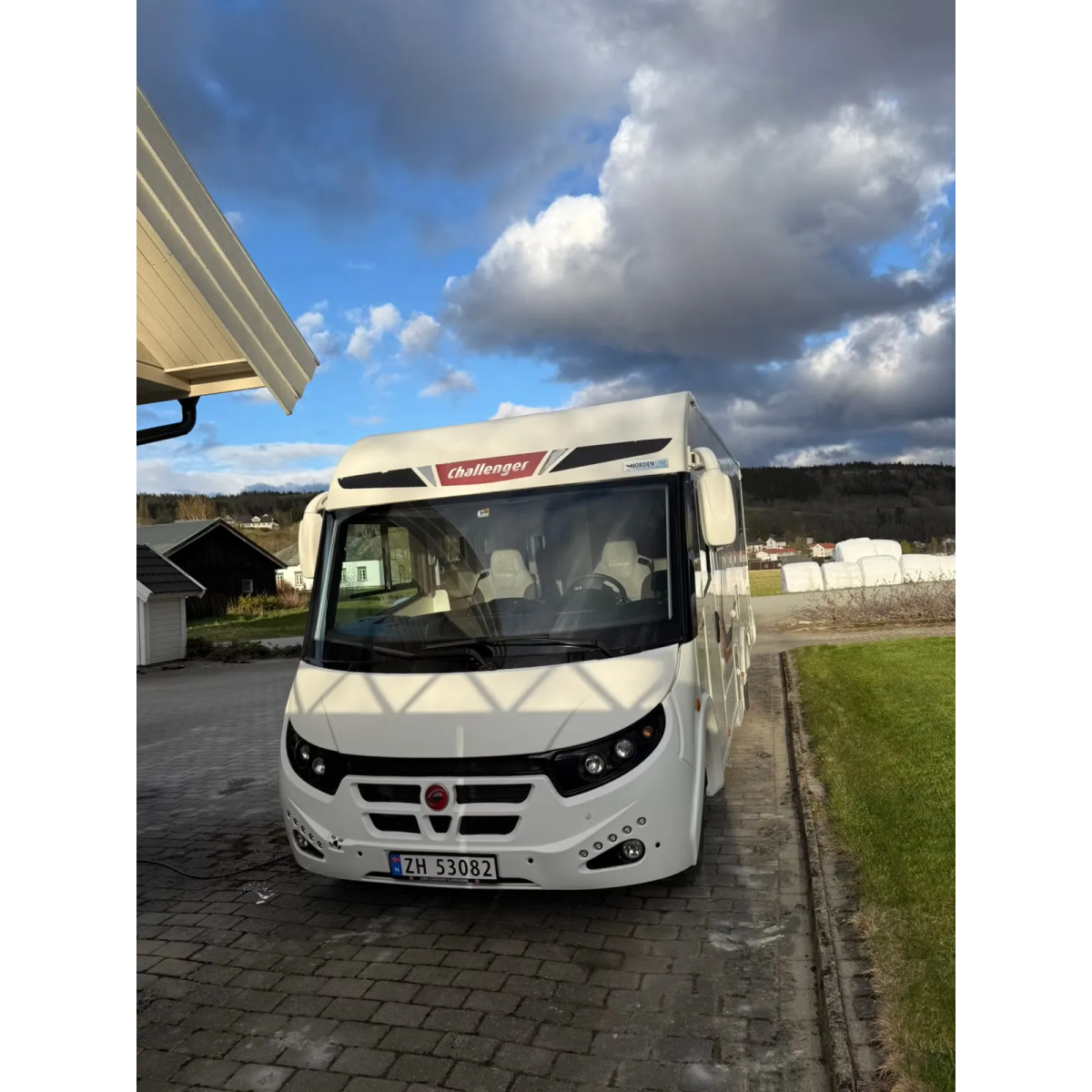 Challenger Sirius 3078XLB
