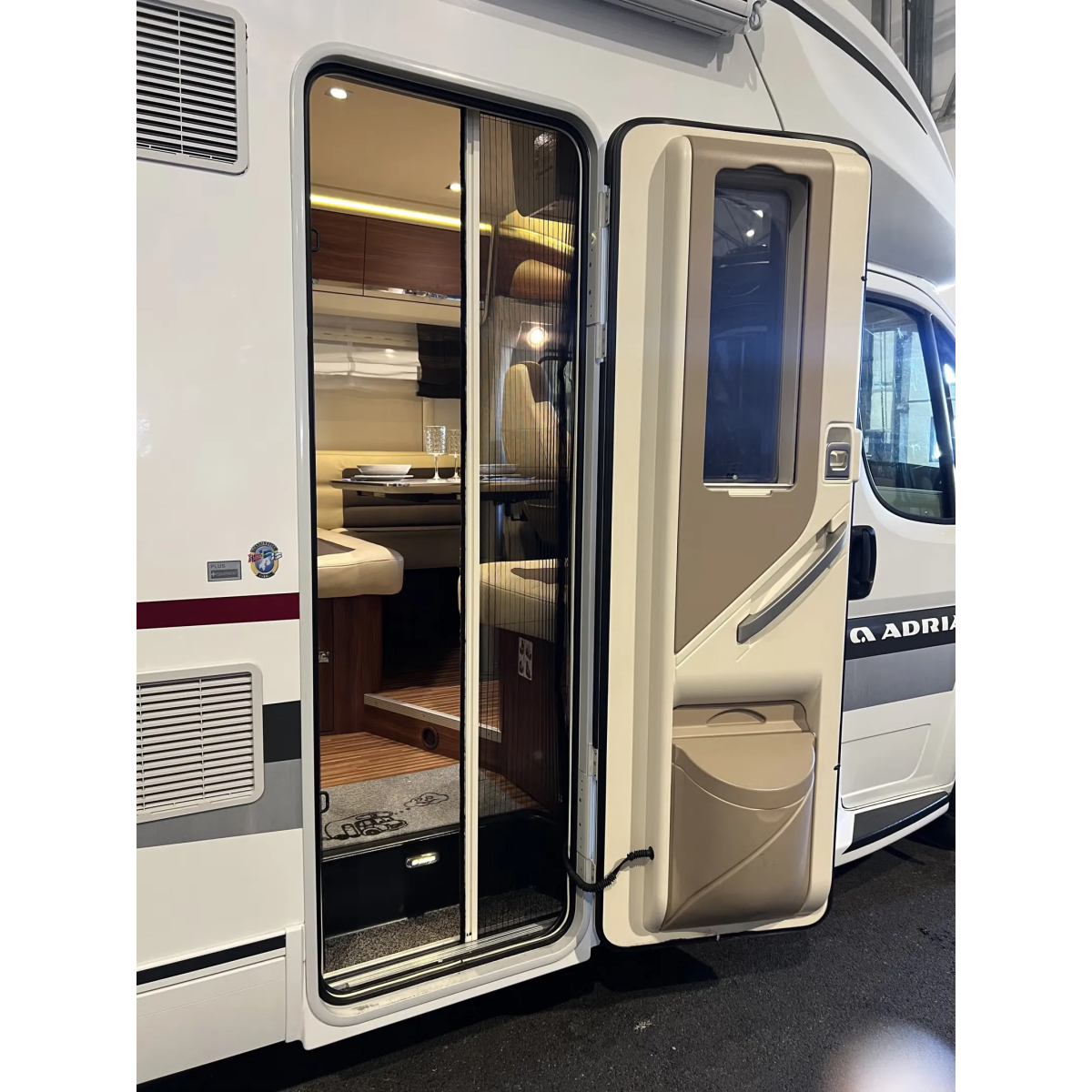 Adria Matrix M670 SL