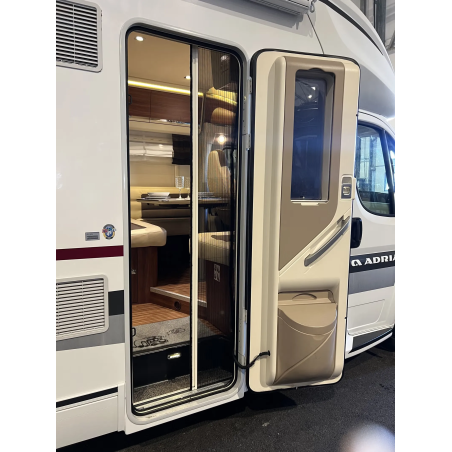 Adria Matrix M670 SL