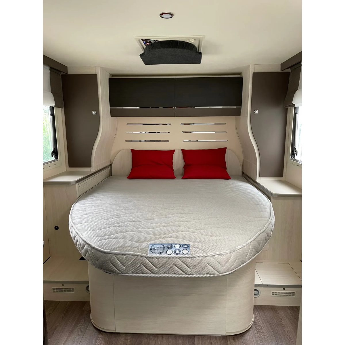Challenger Sirius 3078XLB
