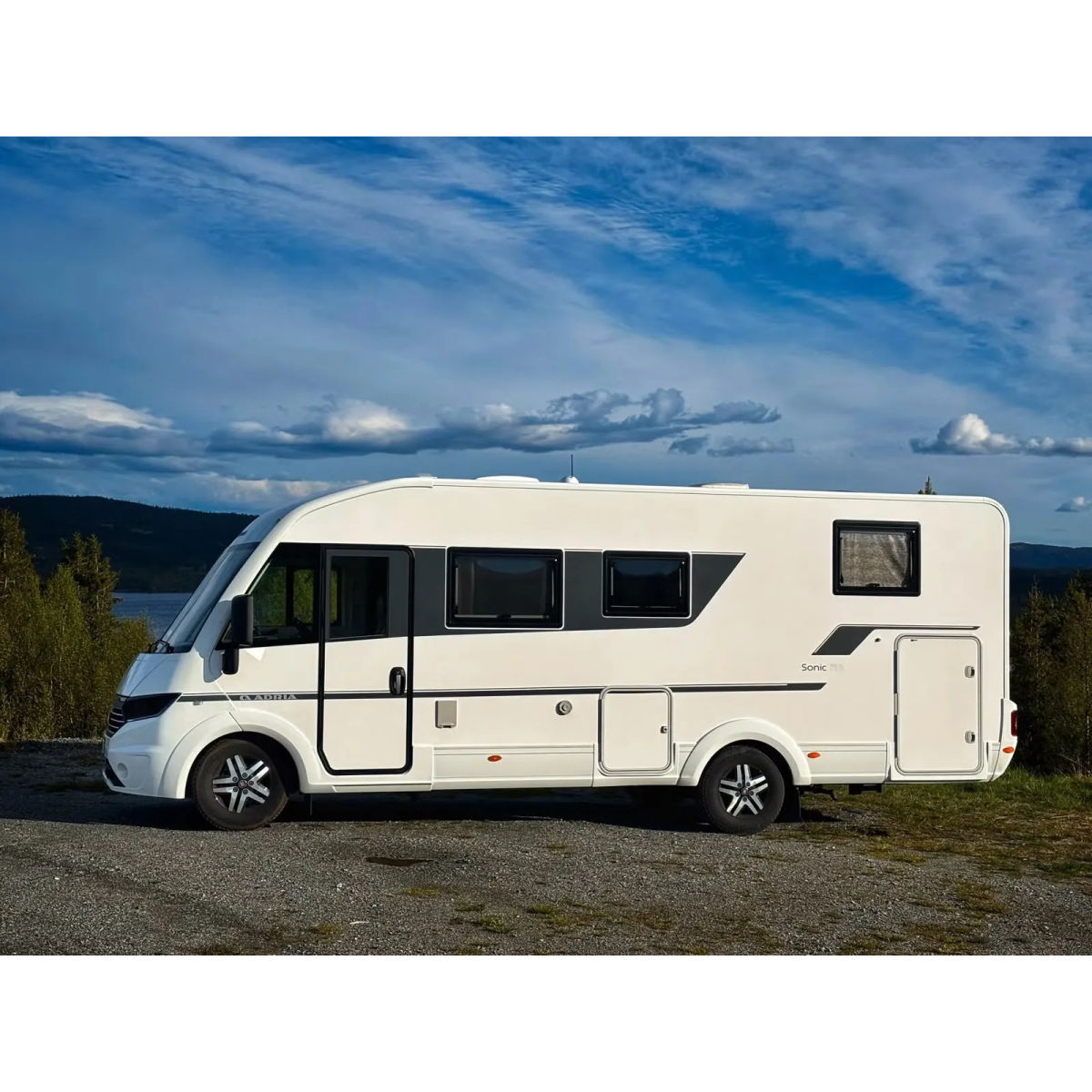 Adria Sonic 700 SL