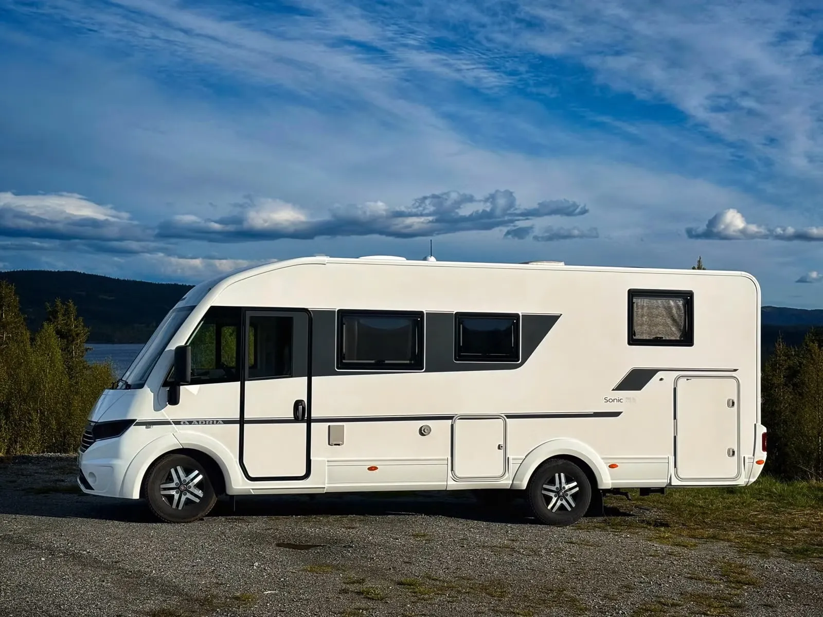 Adria Sonic 700 SL
