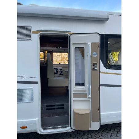Eura Mobil Integra Line 695 QB