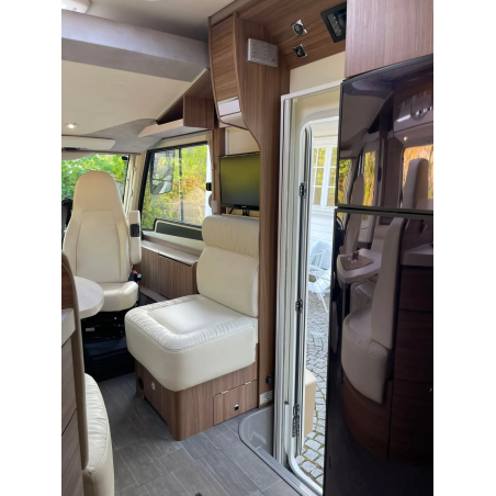 Eura Mobil Integra Line 695 QB