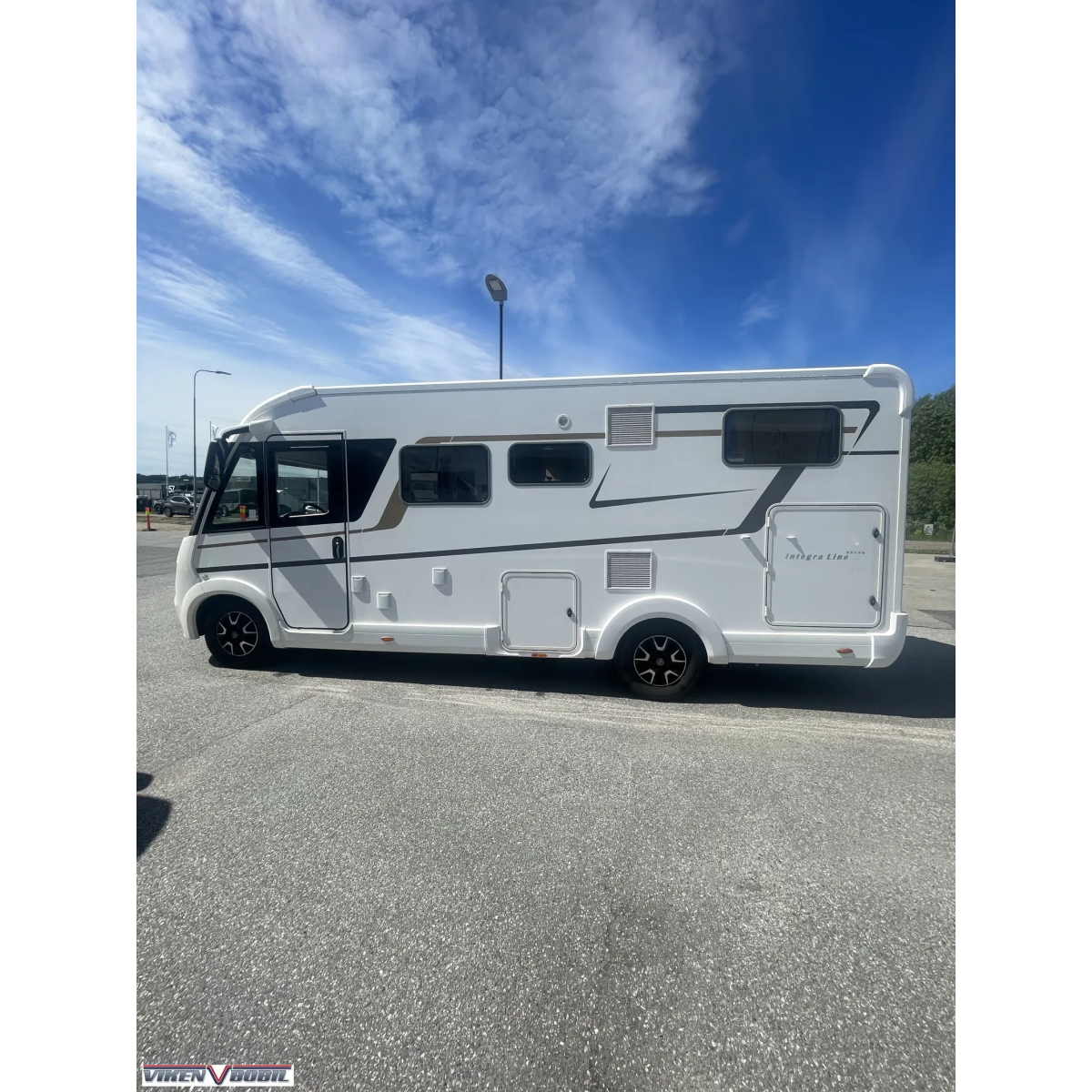 Eura Mobil I 695 EB