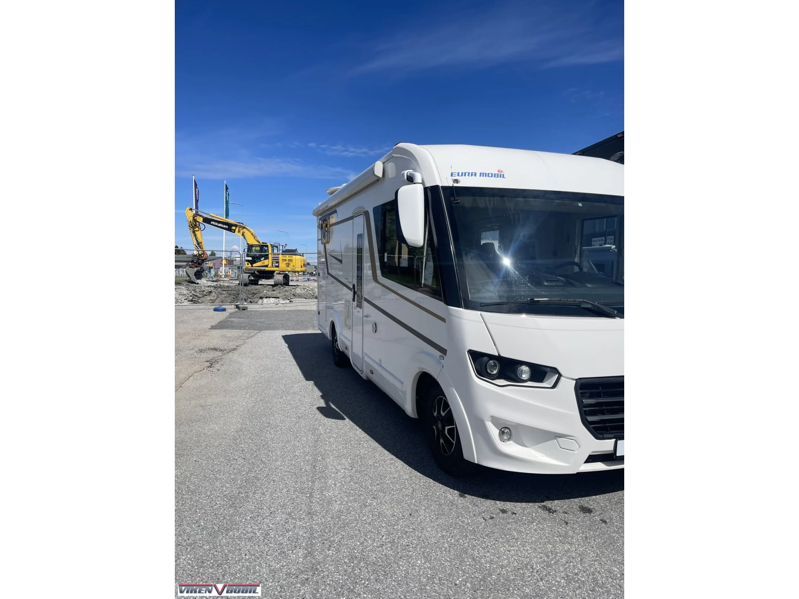 Eura Mobil I 695 EB