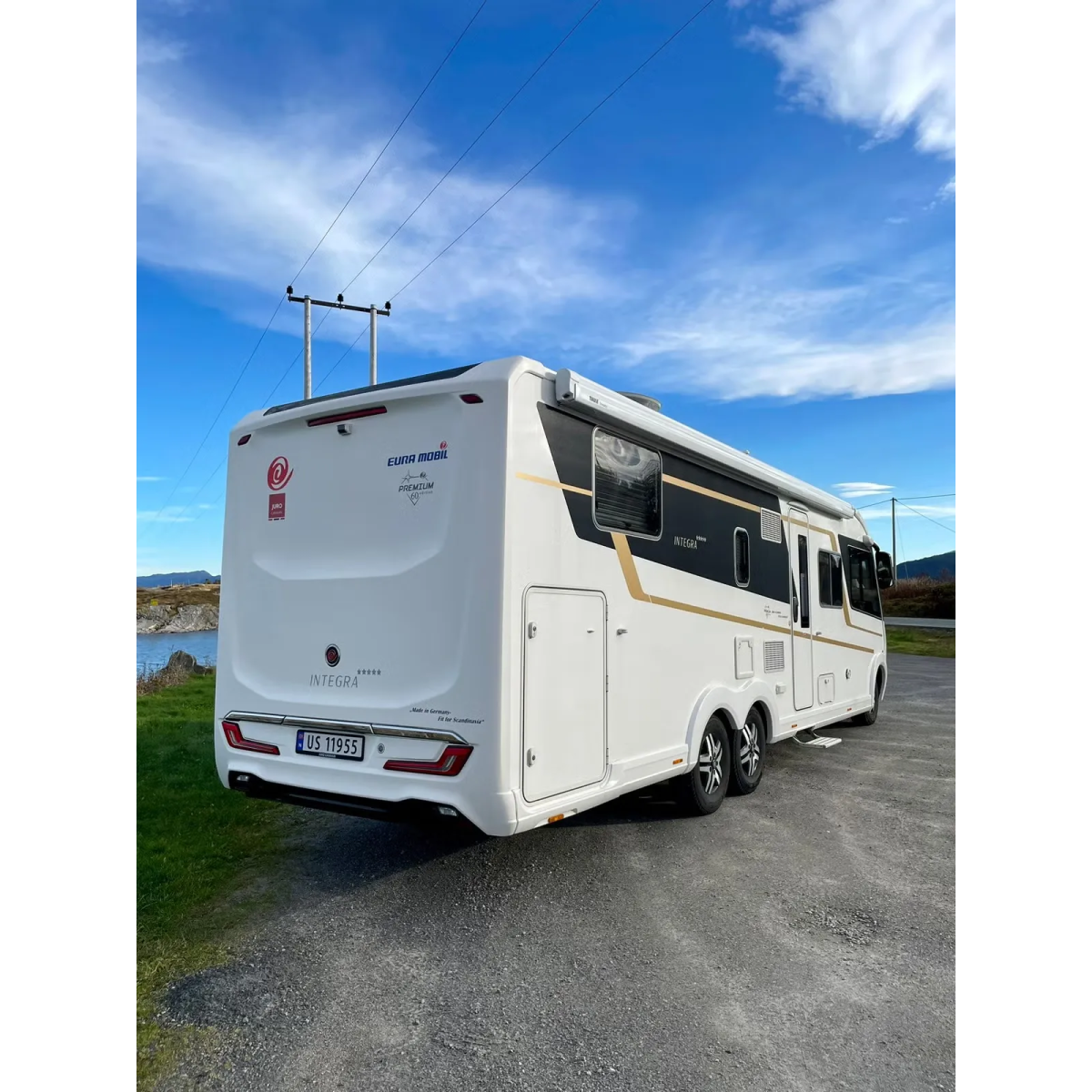Eura Mobil Integra 890 QB