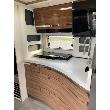 Eura Mobil Integra 890 QB