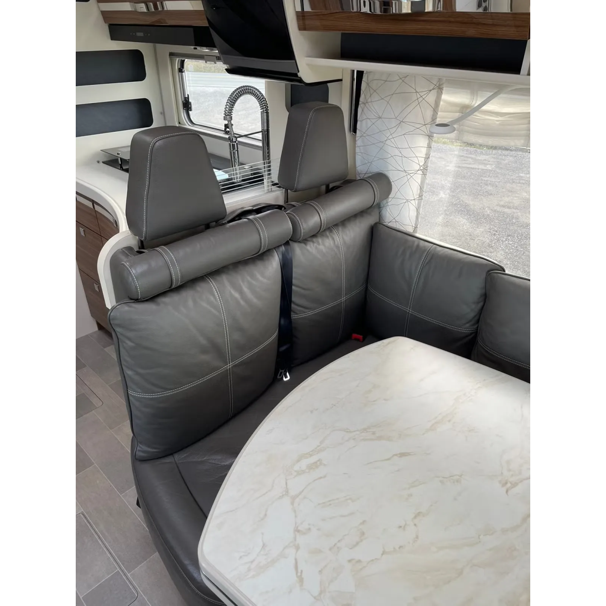Eura Mobil Integra 890 QB