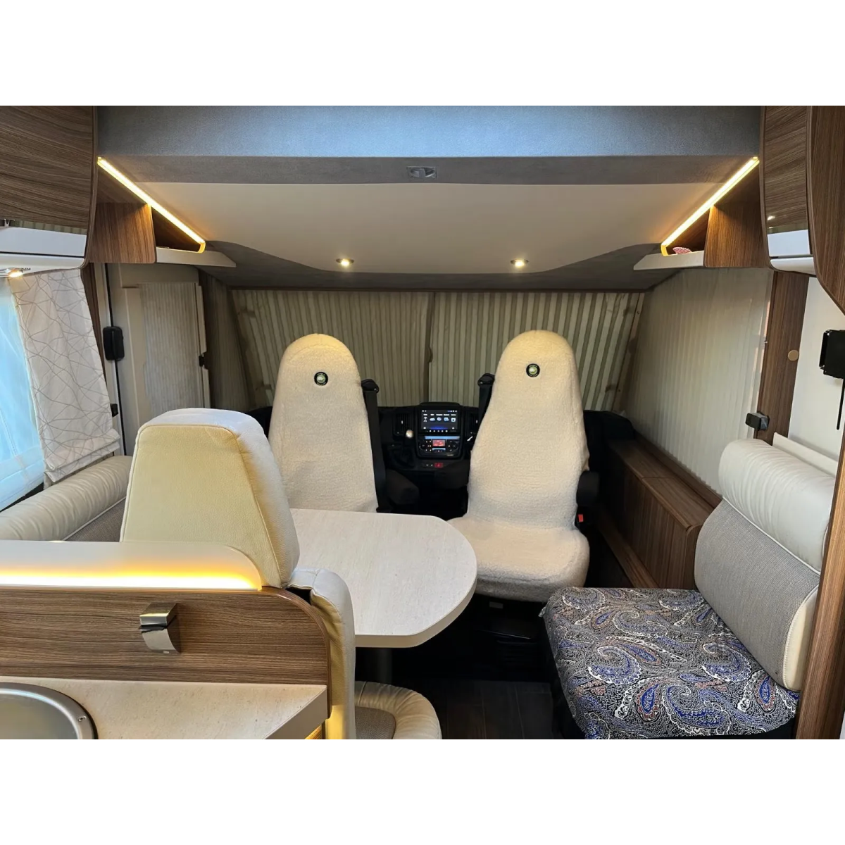Eura Mobil IL 720 EB