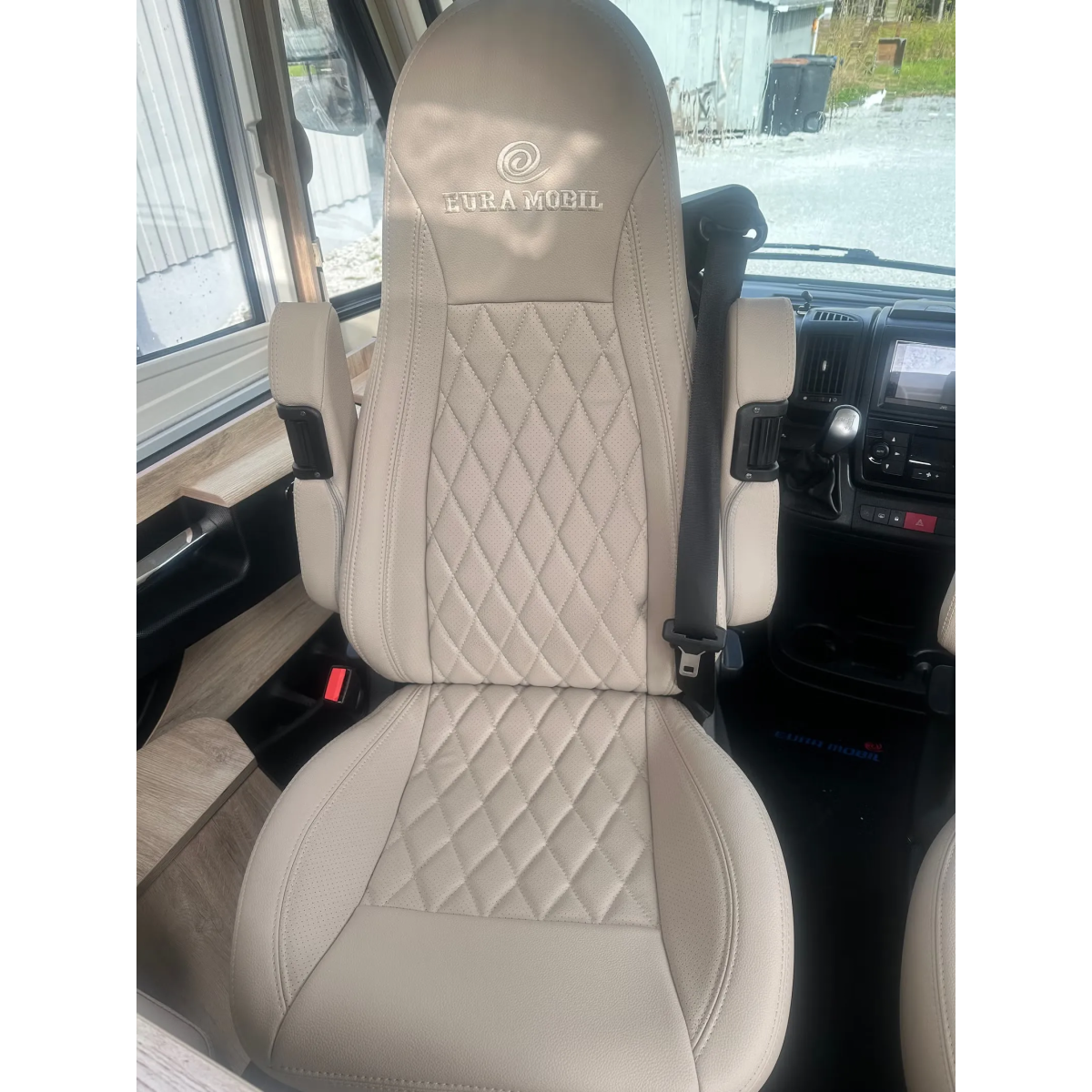 Eura Mobil Integra Line 720 QB