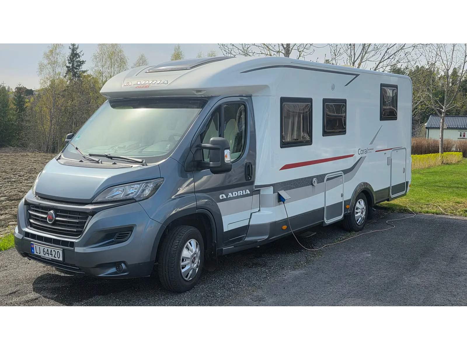 Adria Coral S690 SC
