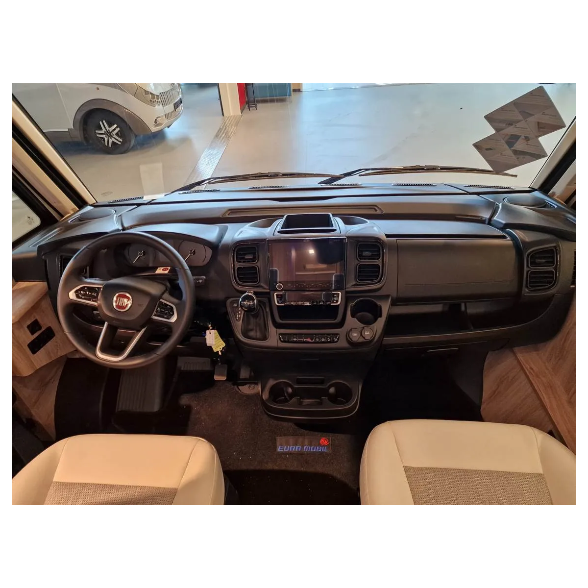 Eura Mobil Integra Line 720 QF