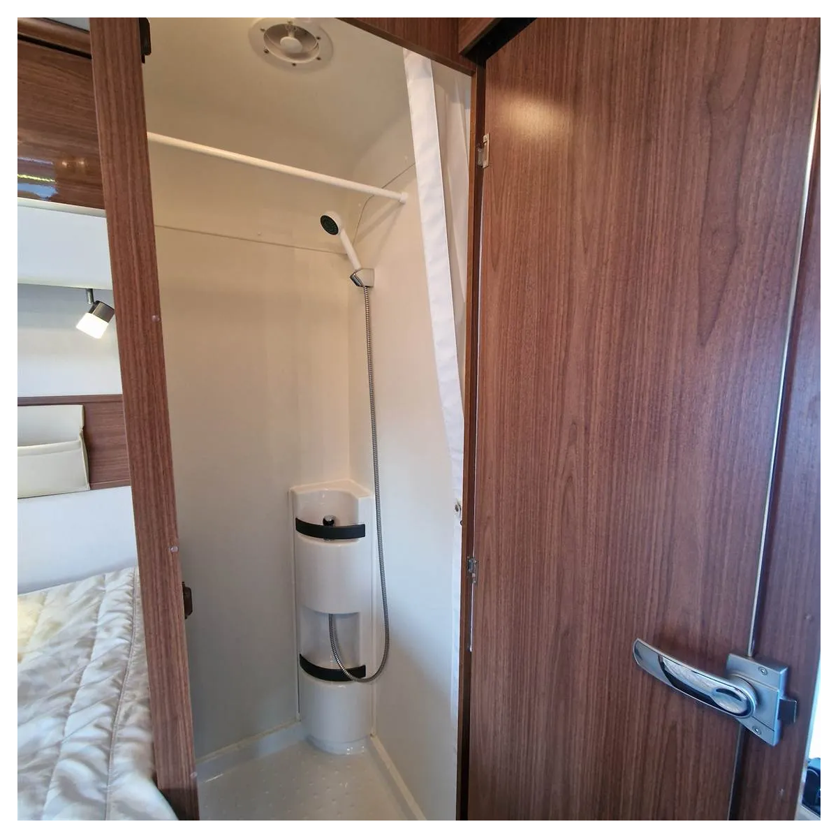 Eura Mobil Integra Line 680 QB