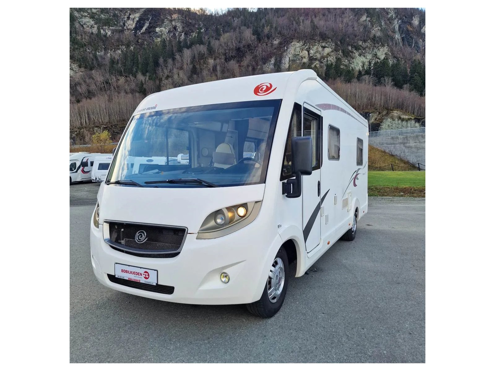 Eura Mobil Integra Line 680 QB