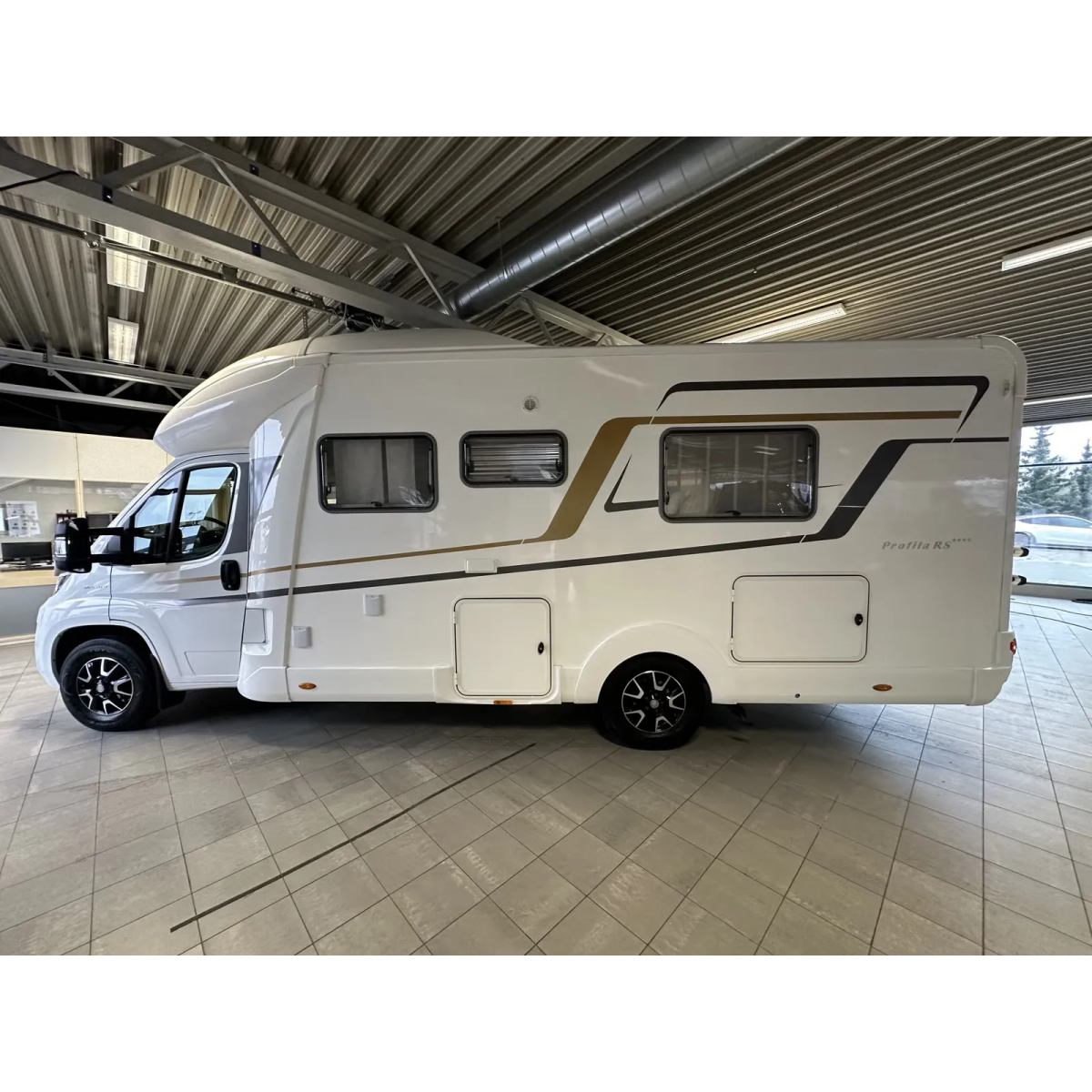 Eura Mobil PRS 730 EB