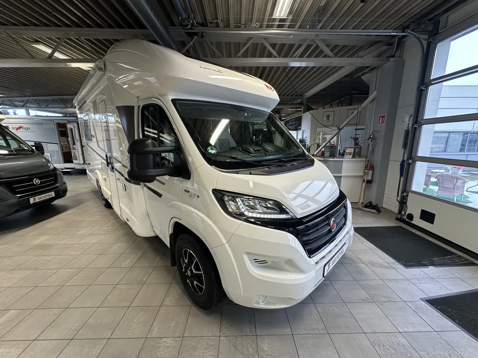 Eura Mobil PRS 730 EB
