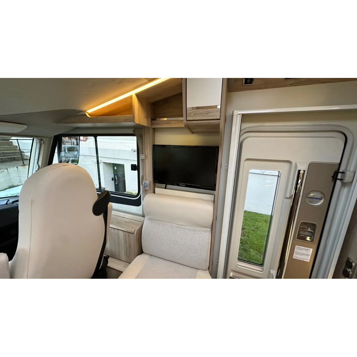 Eura Mobil IL 730 EB