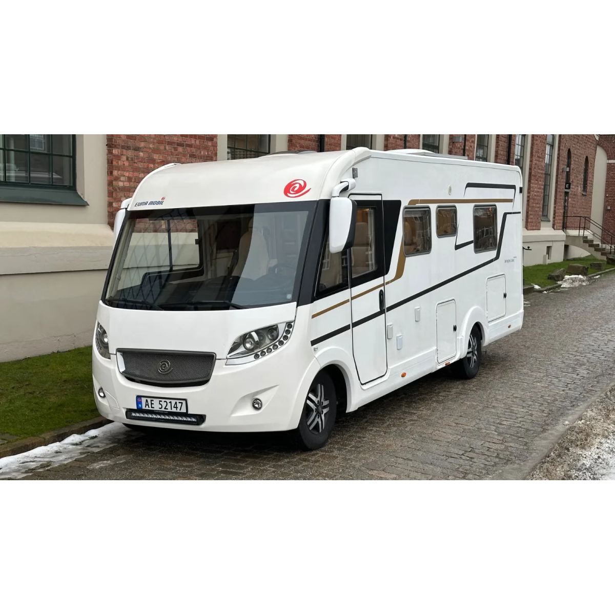 Eura Mobil IL 730 EB