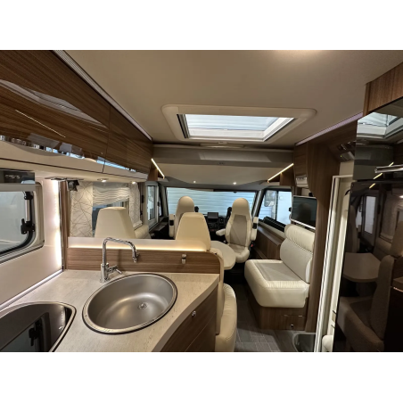 Eura Mobil IL 720 QB