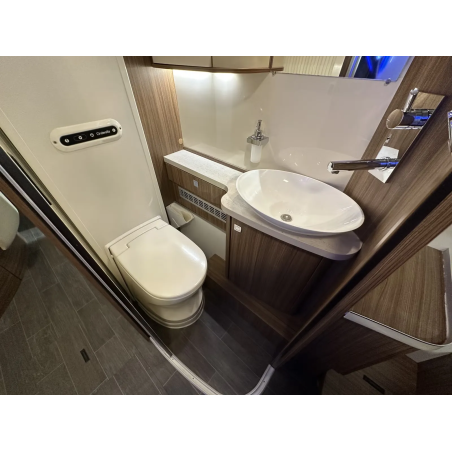 Eura Mobil IL 720 QB