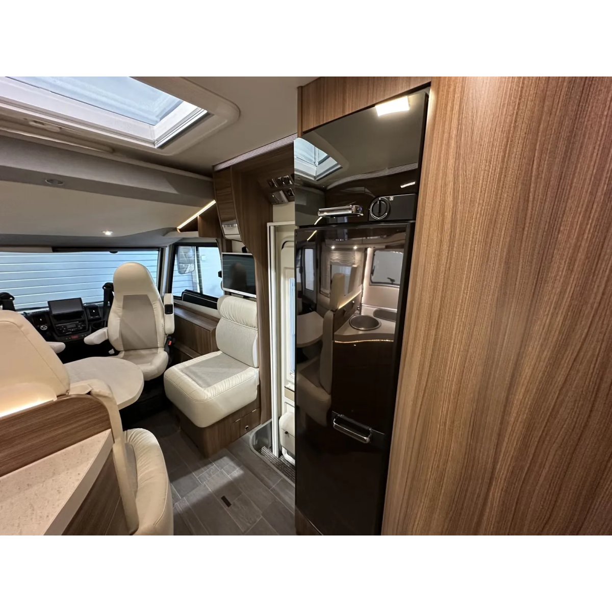 Eura Mobil IL 720 QB