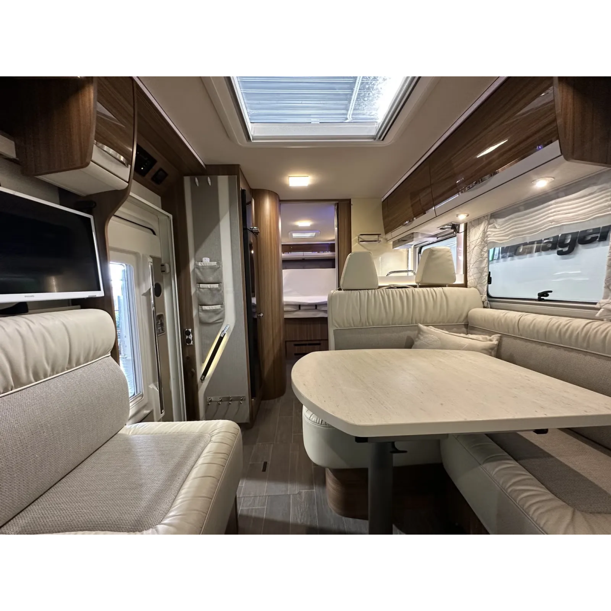Eura Mobil IL 720 QB