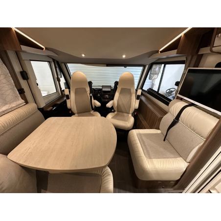 Eura Mobil IL 720 QB