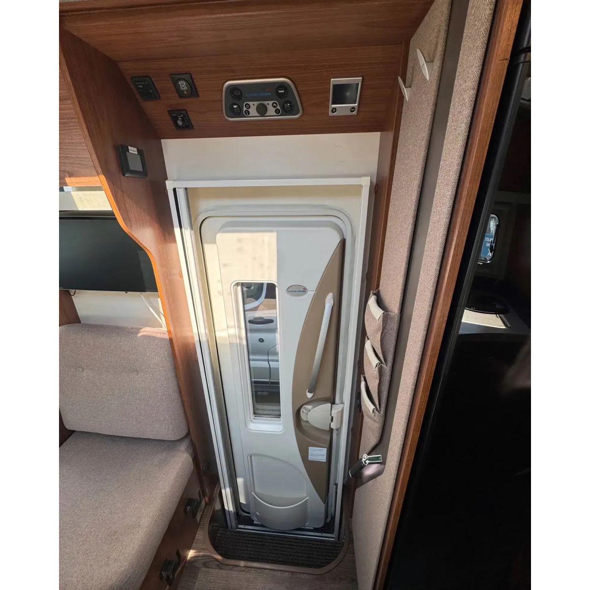 Eura Mobil 720 EB