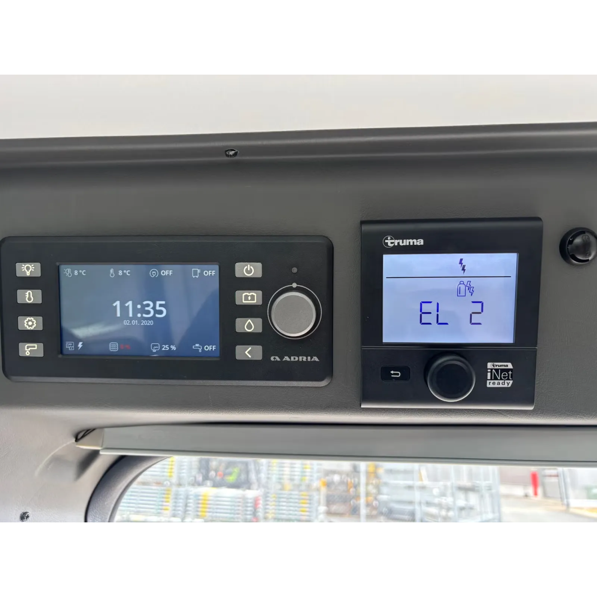 Adria Twin Supreme 600 SPB/9