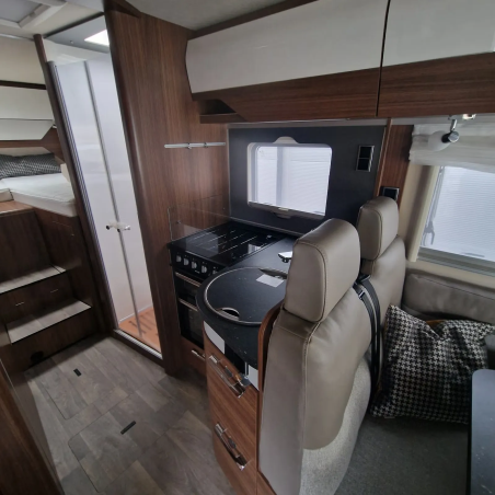 Hymer B 680 MC