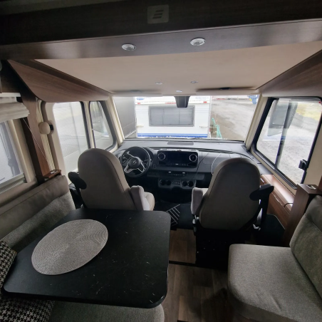 Hymer B 680 MC